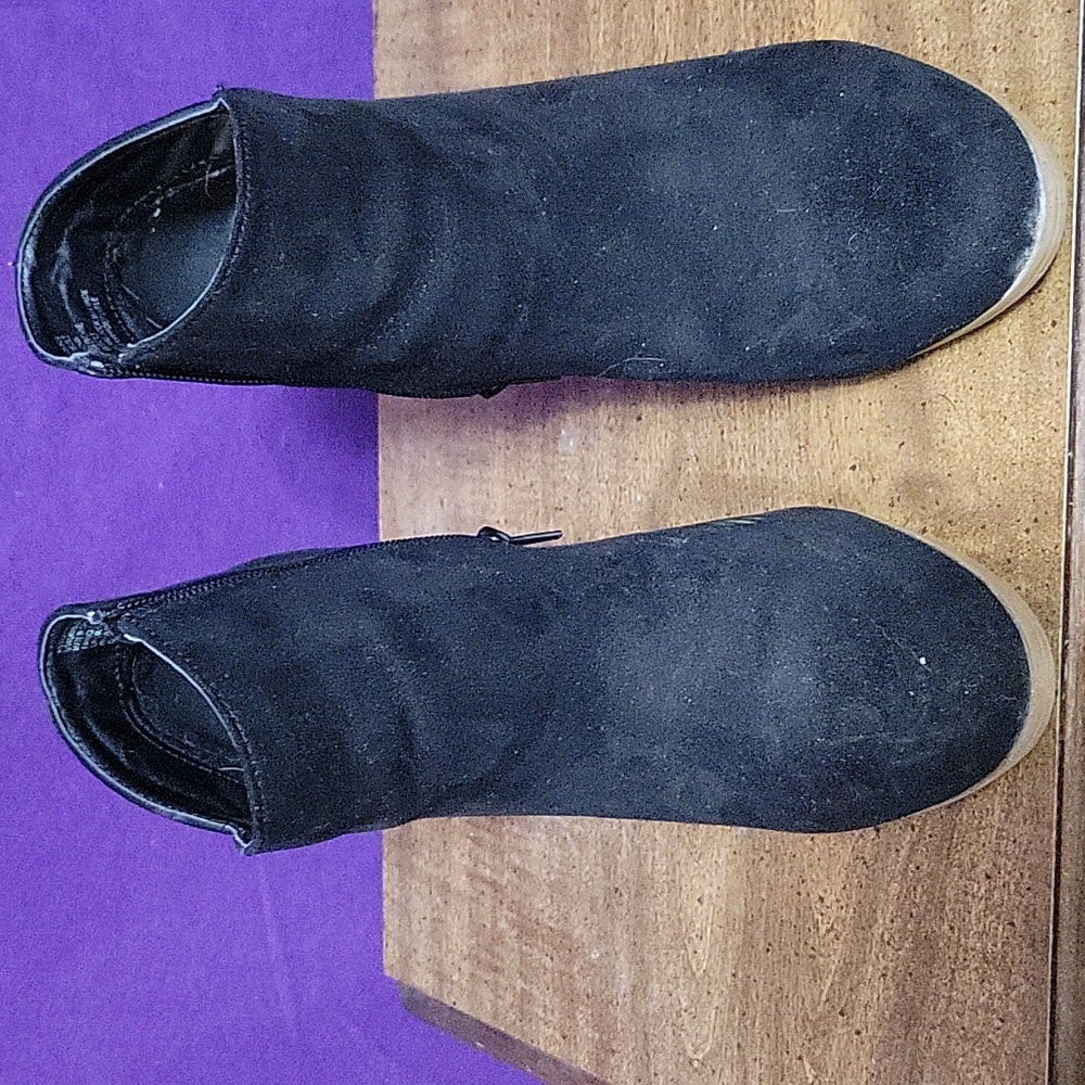 Womens shoes